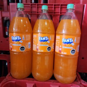 FANTA 3 litros (RETORNABLE) X 6 UNIDADES